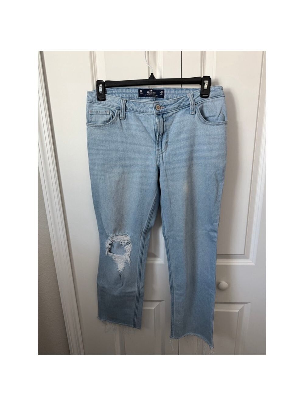 Hollister Straight Leg Jeans Size 9 Light Blue Distressed